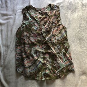 AE button up sleeveless shirt